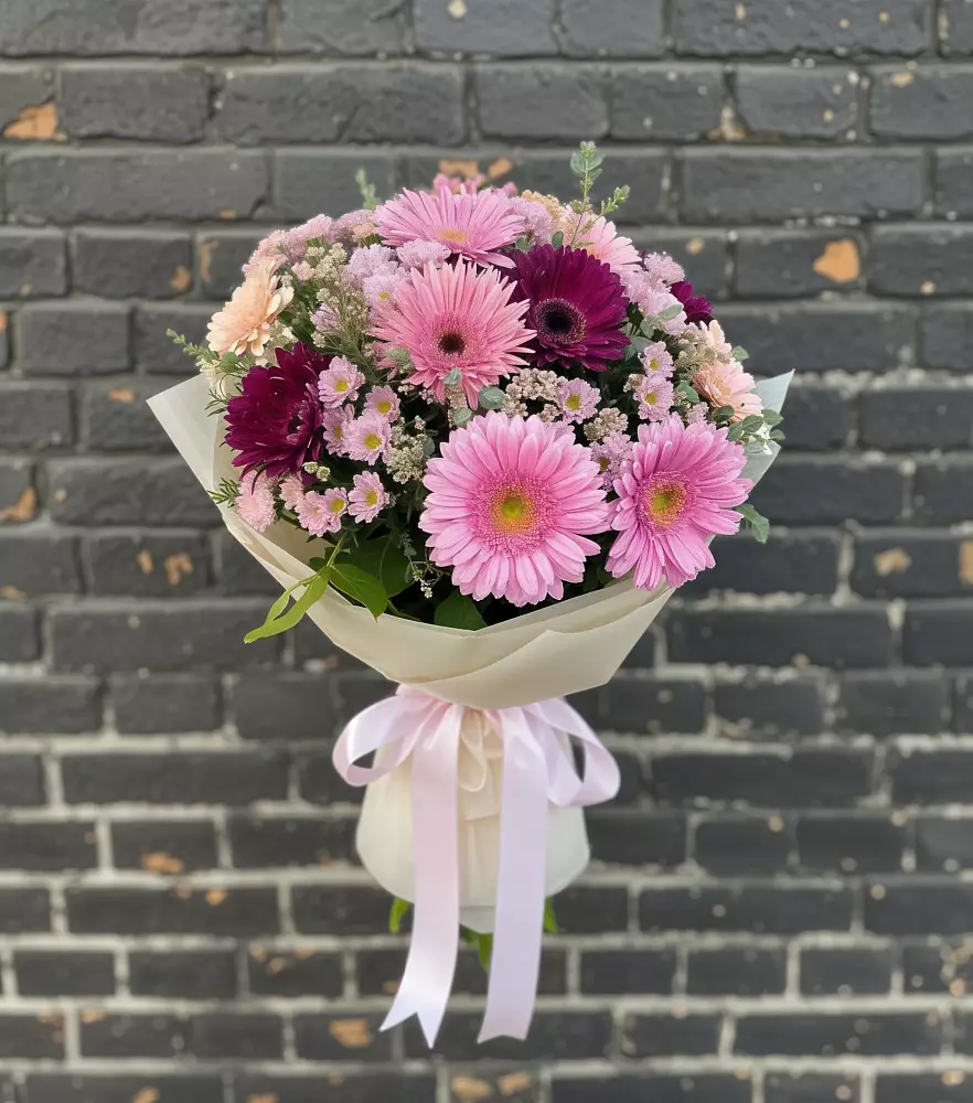 Букет цветов из: Герберы и Хризантемы в Славске