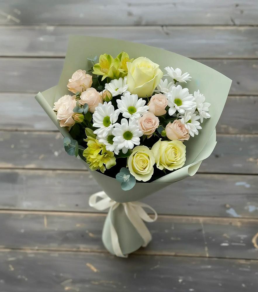 Букет цветов из: Альстромерии, Розы и Хризантемы в Славске