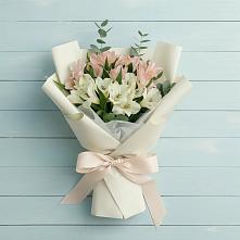 Букет цветов из:  Альстромерии в Славске