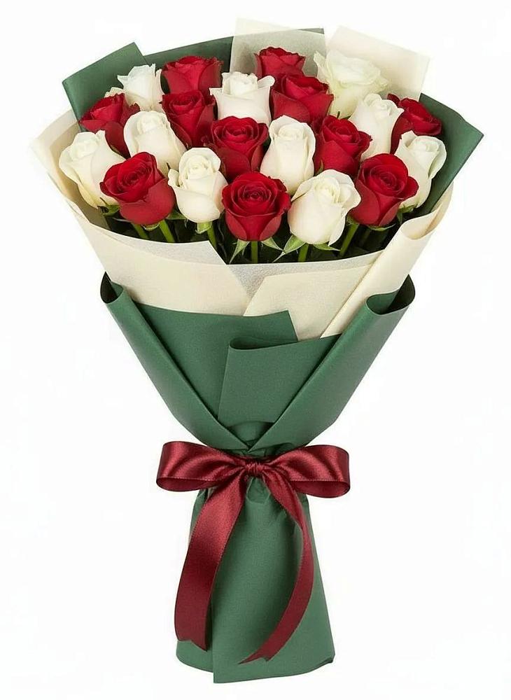 Букет Микс из красных и белых роз в Славске