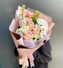 Букет цветов из:  Хризантемы и Розы в Славске