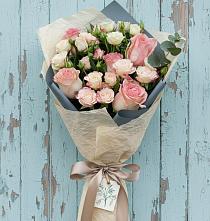 Букет цветов из:  Розы #REPLACE_PRED# Славске