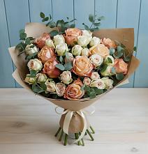 Букет цветов из:  Альстромерии и Розы в Славске