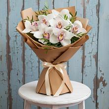 Букет цветов из:  Орхидеи и Розы в Славске